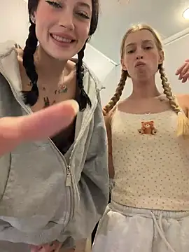 Melissa crazy online show from April 7, 4:42 pm