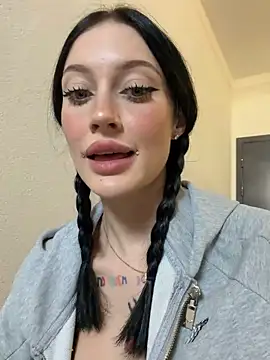 Melissa crazy online show from June 4, 4:22 pm