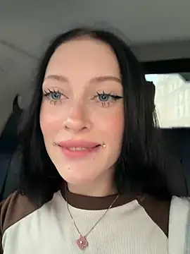 Melissa crazy online show from July 4, 4:11 pm