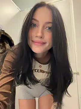 Melissa crazy online show from April 13, 4:33 pm