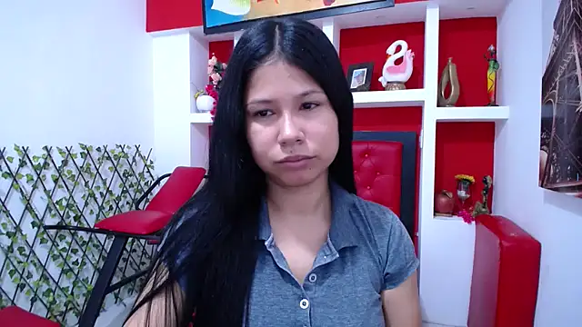 Snapshot of Letty_Plugxo chatting on December 2, 12:29 pm Letty Plugxo online show from December 2, 12:29 pm