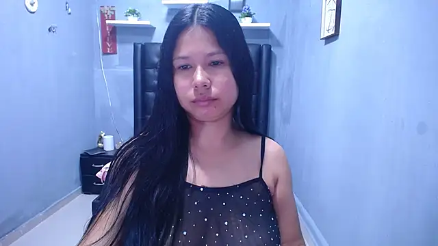 Snapshot of Letty_Plugxo chatting on February 28, 1:22 pm Letty Plugxo online show from February 28, 1:22 pm