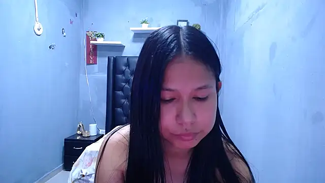 Letty Plugxo online show from April 30, 8:57 pm