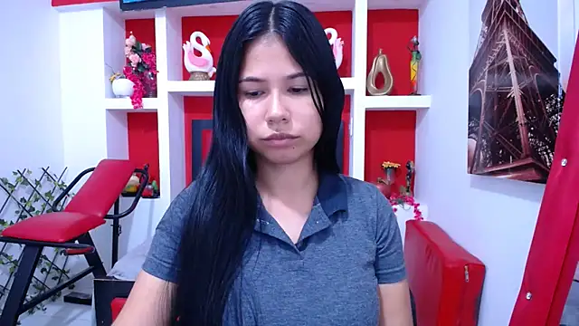 Letty Plugxo online show from October 6, 12:28 pm