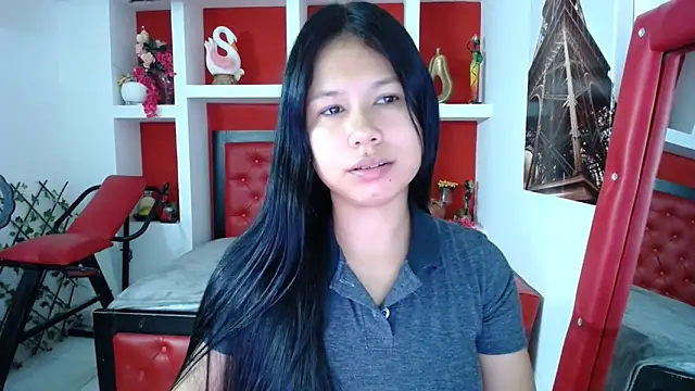 Letty Plugxo online show from September 25, 12:11 pm