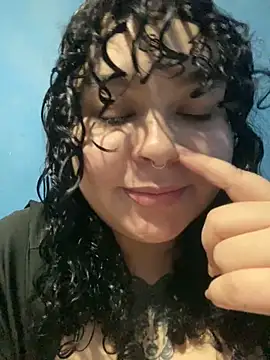 Kimberliprivv online show from April 22, 10:49 pm