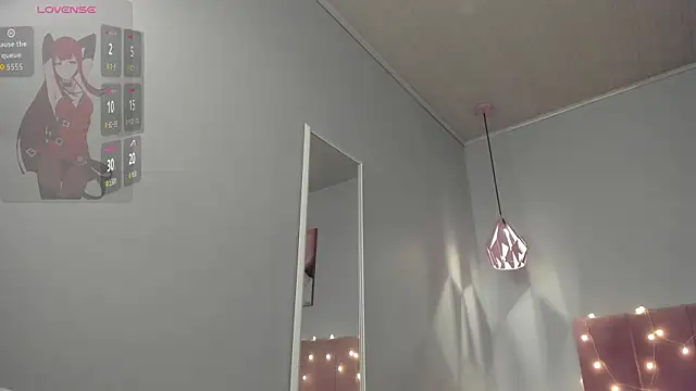 Snapshot of ScarletGV chatting on June 18, 3:05 am ScarletGV online show from June 18, 3:05 am