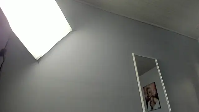 Snapshot of ScarletGV chatting on June 27, 3:34 am ScarletGV online show from June 27, 3:34 am