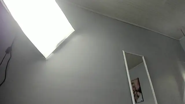 Snapshot of ScarletGV chatting on July 17, 3:37 am ScarletGV online show from July 17, 3:37 am