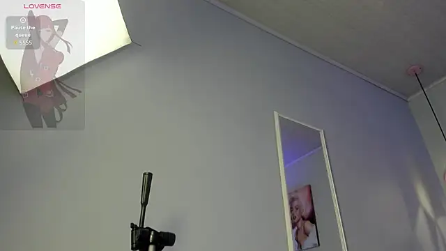 ScarletGV online show from March 28, 5:41 am