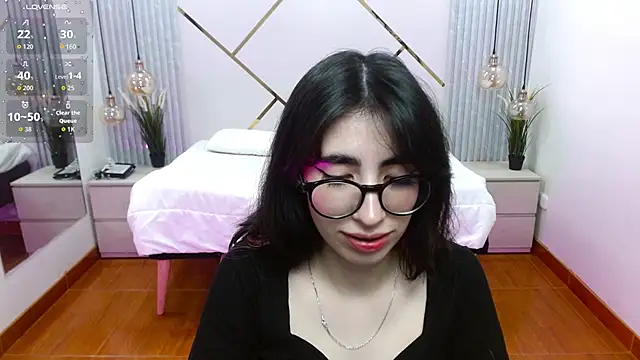 Snapshot of LenaRoses chatting on September 10, 9:03 pm LenaRoses online show from September 10, 9:03 pm
