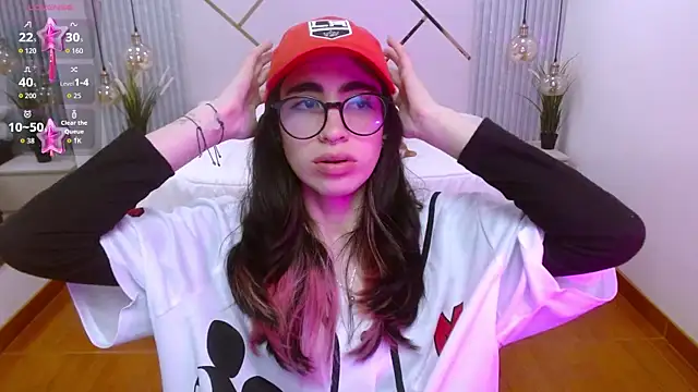 LenaRoses online show from November 15, 1:15 pm