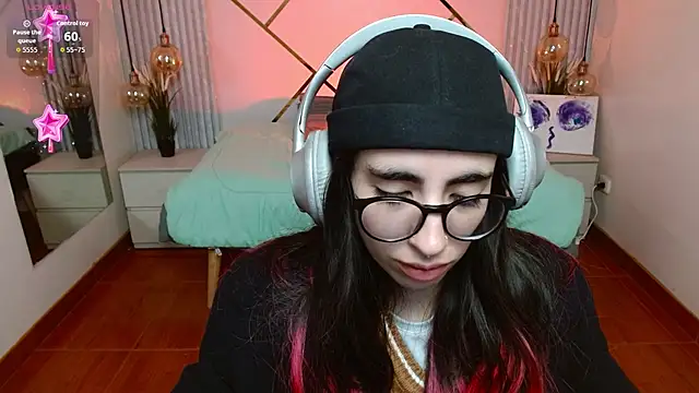 LenaRoses online show from February 19, 9:23 pm