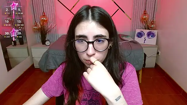 LenaRoses online show from April 21, 8:04 pm