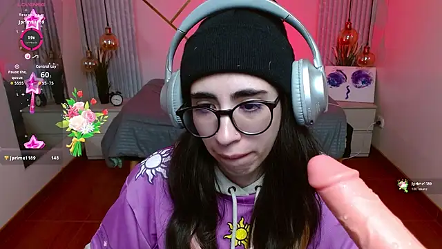 LenaRoses online show from April 17, 5:38 pm