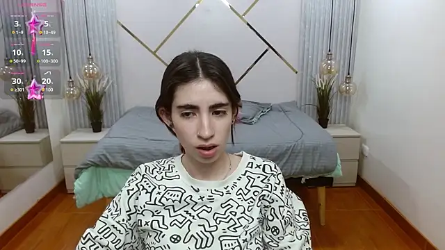 LenaRoses online show from December 3, 3:33 pm