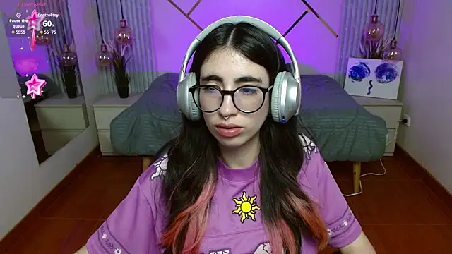 LenaRoses online show from February 28, 8:19 pm