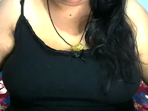 Snapshot of dramebaz_queen chatting on June 26, 8:36 pm dramebaz queen online show from June 26, 8:36 pm