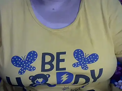 Snapshot of dramebaz_queen chatting on June 29, 12:16 pm dramebaz queen online show from June 29, 12:16 pm