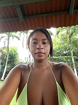 HanaThompson online show from March 18, 3:12 pm