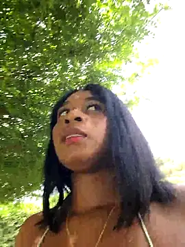 HanaThompson online show from March 17, 4:21 pm