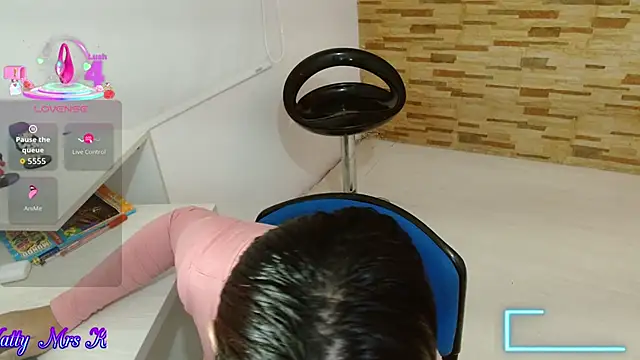 mrskatty online show from October 19, 11:02 am