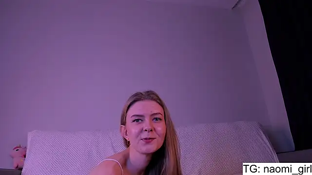 Naomi Girly online show from February 10, 6:20 am