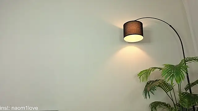 Naomi Girly online show from March 22, 6:09 pm