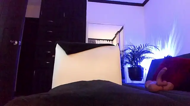 michele watson online show from November 28, 8:31 pm