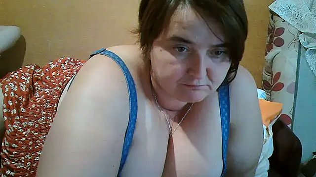 Snapshot of Liluboobs chatting on October 2, 6:28 am Liluboobs online show from October 2, 6:28 am
