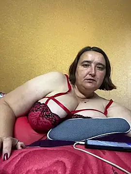 Snapshot of Liluboobs chatting on July 5, 4:30 am Liluboobs online show from July 5, 4:30 am