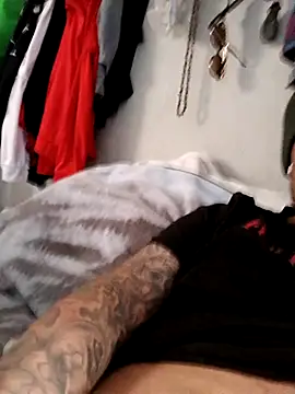 wilfredovilltl online show from November 14, 4:54 pm