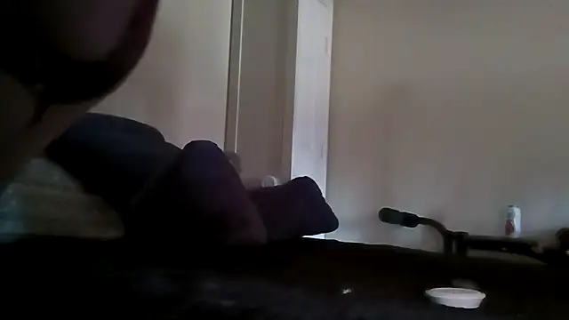 Snapshot of lRainbowBoy chatting on February 3, 10:04 pm lRainbowBoy online show from February 3, 10:04 pm