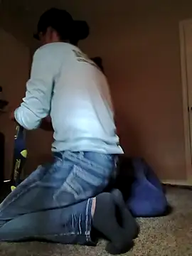 Snapshot of lRainbowBoy chatting on November 12, 9:07 pm lRainbowBoy online show from November 12, 9:07 pm