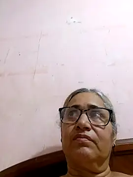  candi online show from October 31, 4:31 am