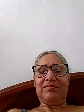  candi online show from February 6, 1:51 pm