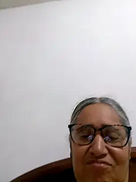  candi online show from April 25, 11:24 am