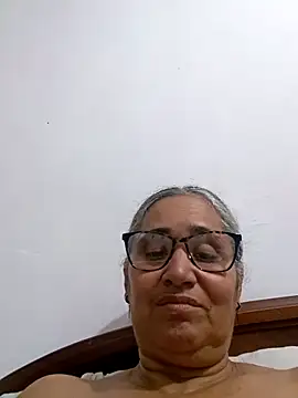  candi online show from March 30, 12:45 am