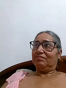 candi online show from May 12, 10:32 am