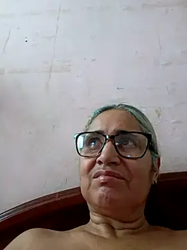  candi online show from November 19, 12:16 pm