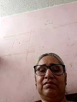  candi online show from November 17, 1:59 pm