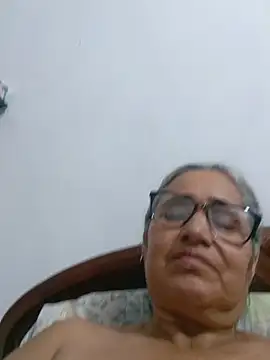  candi online show from July 11, 12:22 am