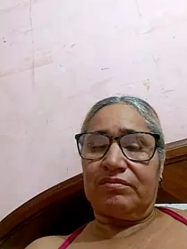  candi online show from November 16, 2:27 am