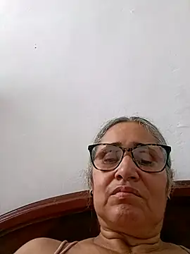  candi online show from February 14, 6:30 pm