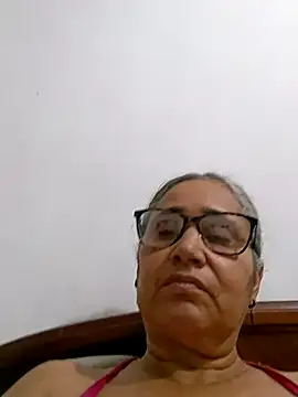  candi online show from March 25, 2:01 am