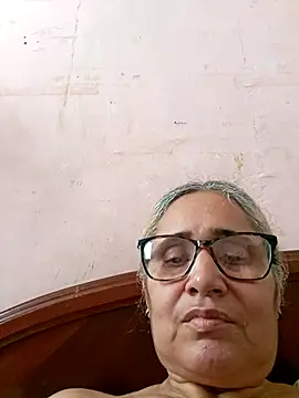  candi online show from November 22, 5:23 pm