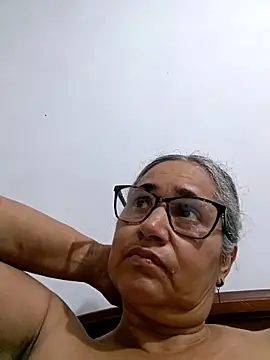  candi online show from May 2, 2:39 am