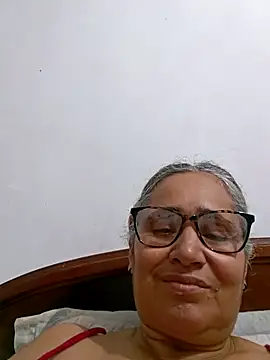  candi online show from April 14, 2:27 am