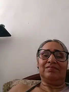  candi online show from May 26, 4:16 pm
