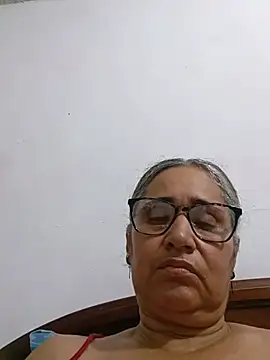  candi online show from May 31, 2:50 am